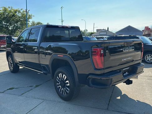 Used 2025 GMC Sierra 2500 Denali Ultimate AWD/4WD image 7