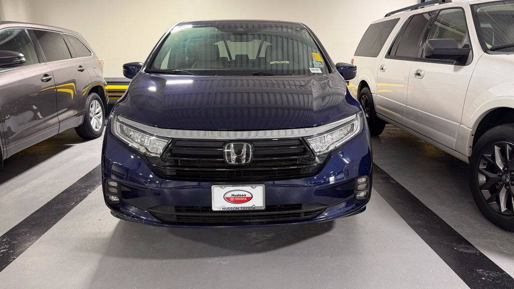Used 2023 Honda Odyssey EX-L image 2