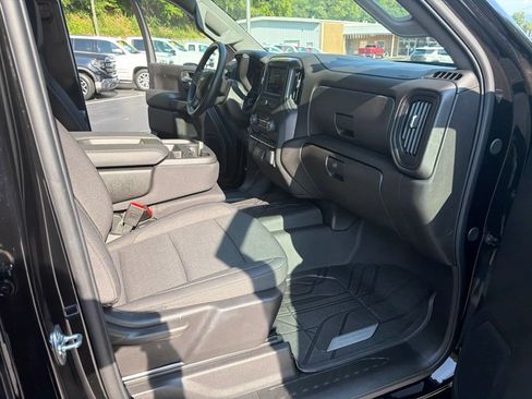 Certified 2025 Chevrolet Silverado 1500 Custom w/ Turbomax Blackout Package AWD/4WD image 17