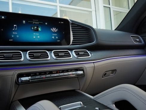 New 2025 Mercedes-Benz GLE 53 AMG 4MATIC Coupe image 24