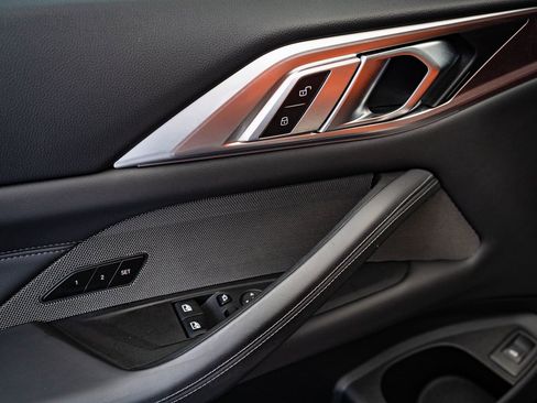 Certified 2025 BMW M4 xDrive Competition image 25