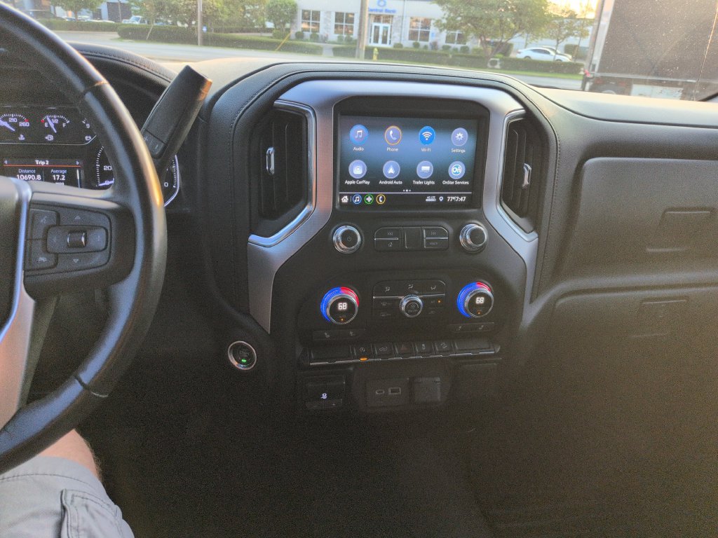 Used 2020 GMC Sierra 1500 Elevation w/ Elevation Value Package AWD/4WD image 17