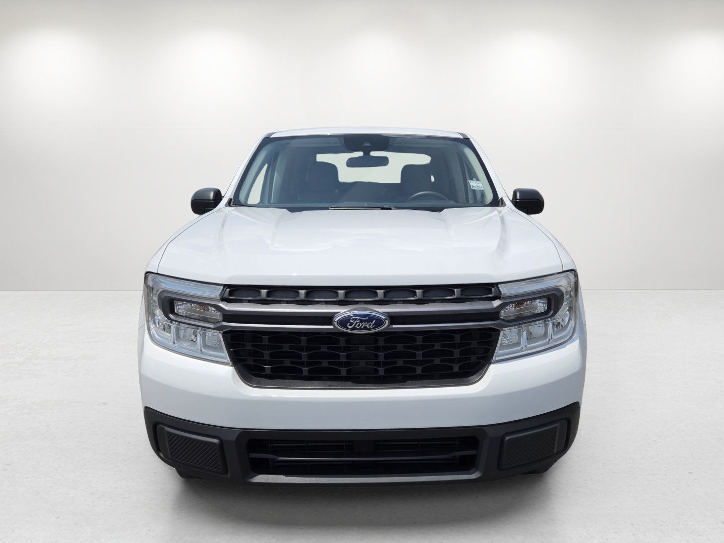 Used 2024 Ford Maverick XLT FWD image 2