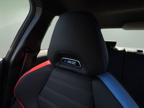 Used 2025 BMW M2 w/ Lighting Package image 34