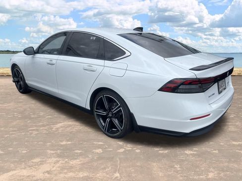 Used 2024 Honda Accord Sport image 4