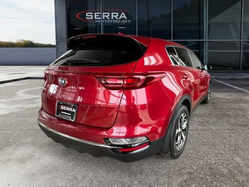 Used 2020 Kia Sportage LX image 3