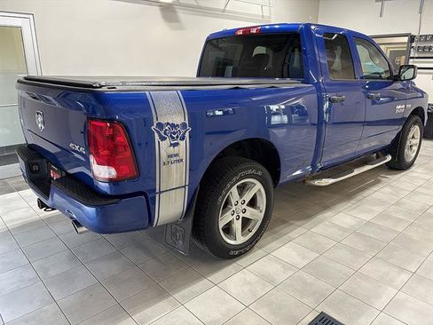 Used 2015 RAM 1500 Express AWD/4WD image 4