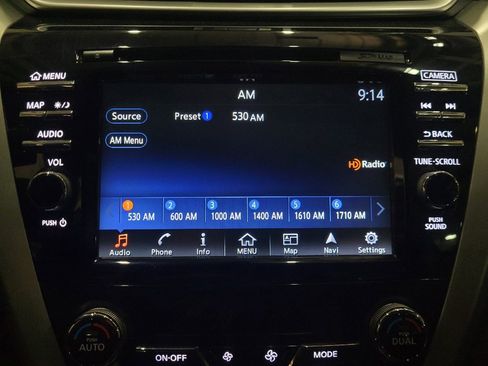 Used 2018 Nissan Murano S AWD/4WD image 25