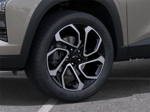 New 2026 Chevrolet Trax RS w/ Sunroof Package image 9