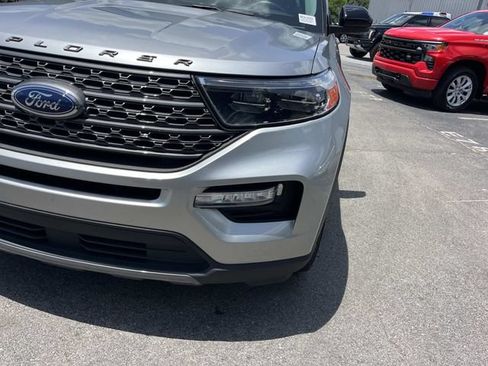 Certified 2024 Ford Explorer XLT w/ Equipment Group 202A AWD/4WD image 11