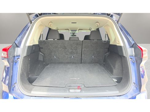 Used 2024 Nissan Rogue SV AWD/4WD image 32