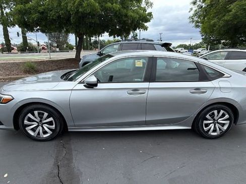 Used 2023 Honda Civic LX image 7