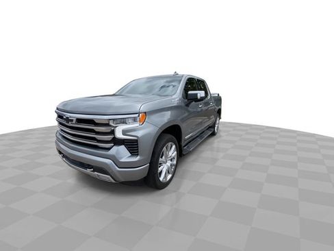 Used 2024 Chevrolet Silverado 1500 High Country w/ Technology Package AWD/4WD image 6