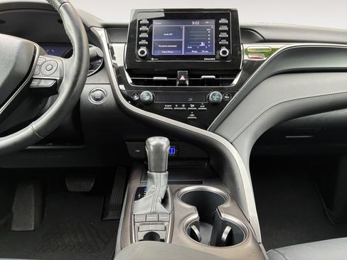 Used 2023 Toyota Camry SE w/ Convenience Package AWD/4WD image 11