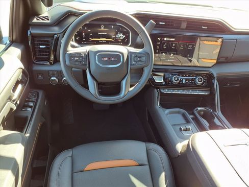 New 2026 GMC Sierra 2500 AT4 w/ AT4 Premium Plus Package image 2