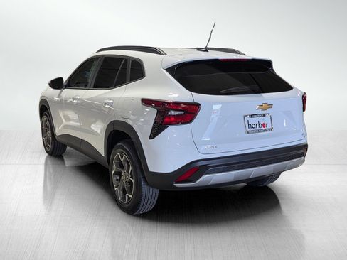 New 2026 Chevrolet Trax LT image 5