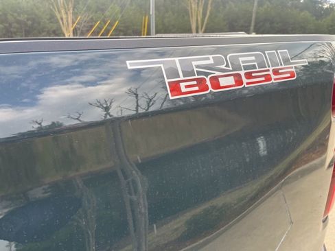 Used 2025 Chevrolet Silverado 1500 Custom Trail Boss image 15