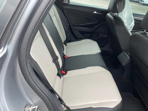 Used 2020 Volkswagen Jetta R-Line image 17