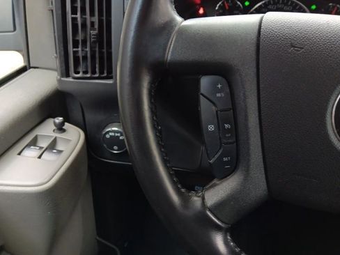 Used 2020 Chevrolet Express 3500 w/ Driver Convenience Package image 31