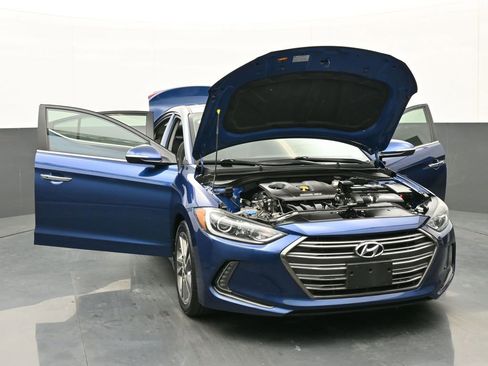 Used 2017 Hyundai Elantra Limited w/ Limited Tech Package 04 image 50