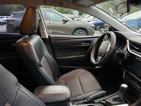 Used 2017 Toyota Corolla SE w/ Carpet Mat Package (TMS) FWD image 8