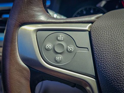 Used 2020 GMC Acadia SLT w/ LPO, Floor Liner Package FWD image 20