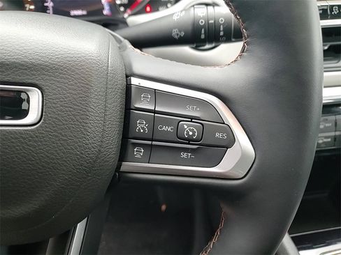 Used 2022 Jeep Compass Limited w/ Sun and Sound Group image 16