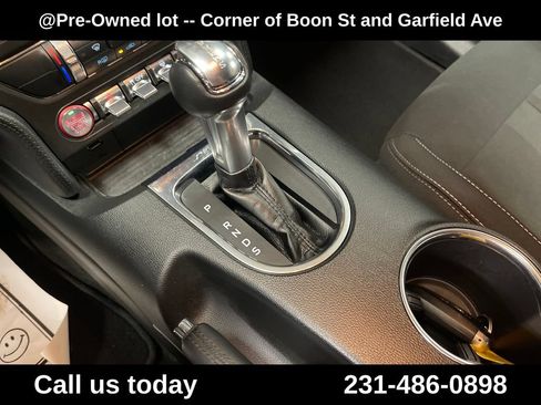Used 2018 Ford Mustang Coupe w/ Equipment Group 101A RWD image 24