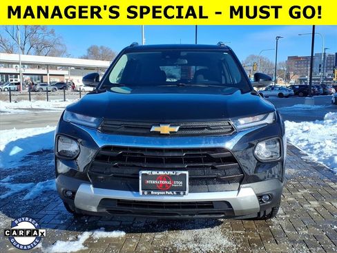 Used 2023 Chevrolet TrailBlazer LT image 2
