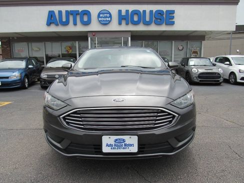 Used 2017 Ford Fusion SE w/ Fusion SE Technology Package FWD image 33