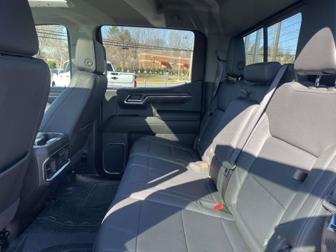 Used 2024 GMC Sierra 1500 SLT w/ SLT Premium Plus Package image 15