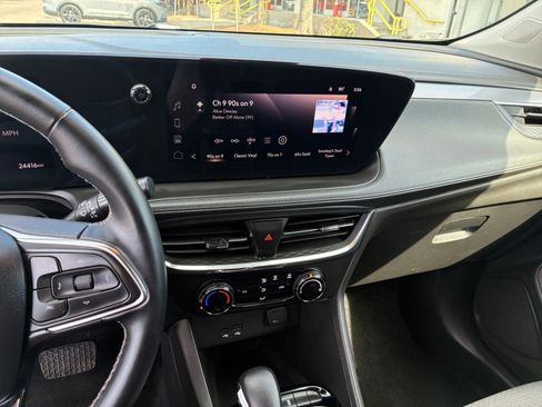 Used 2025 Buick Encore GX Preferred image 17