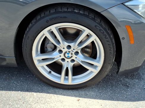 Used 2017 BMW 340i Sedan RWD image 9