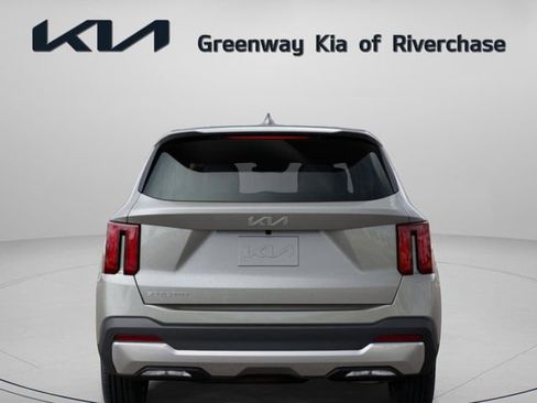 New 2026 Kia Sorento LX FWD image 7