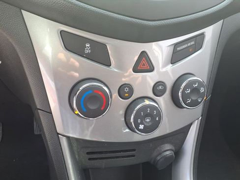 Used 2016 Chevrolet Trax LT w/ LT Convenience Package image 15