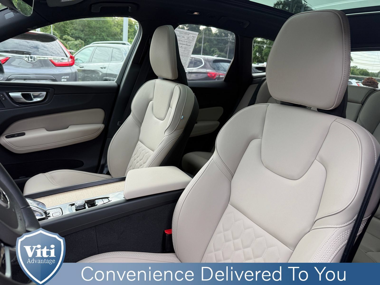 Used 2026 Volvo XC60 B5 Plus w/ Protection Package Premier AWD/4WD image 17