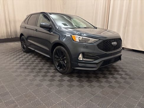 Used 2023 Ford Edge ST-Line image 3