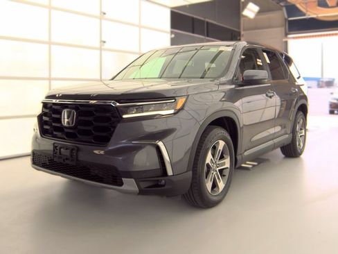 Used 2023 Honda Pilot EX-L image 2