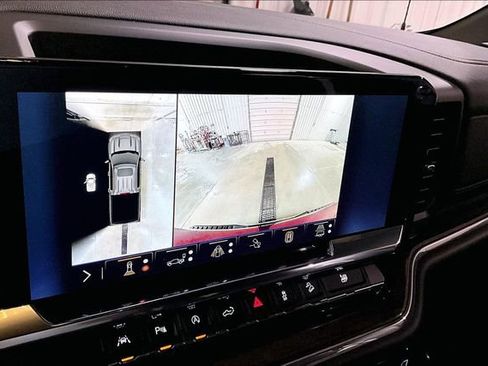 Used 2024 Chevrolet Silverado 1500 LTZ image 24