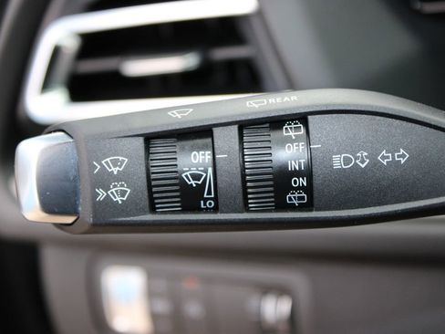 New 2026 Chevrolet Traverse LT w/ Enhanced Driving Package image 32