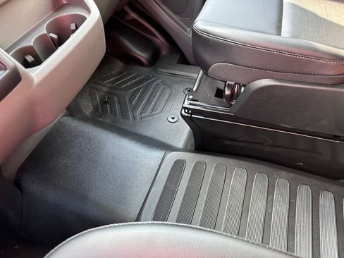 New 2026 Ford Transit 250 148 Medium Roof w/ Load Area Protection Package image 30