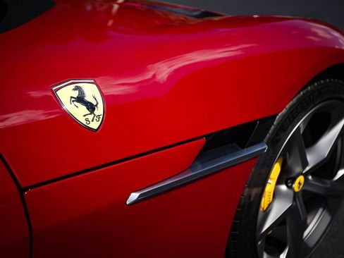 Certified 2025 Ferrari 12Cilindri RWD image 16