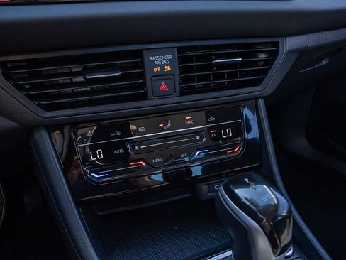 Used 2025 Volkswagen Jetta S image 26