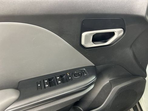 Used 2025 Kia K4 FWD image 11