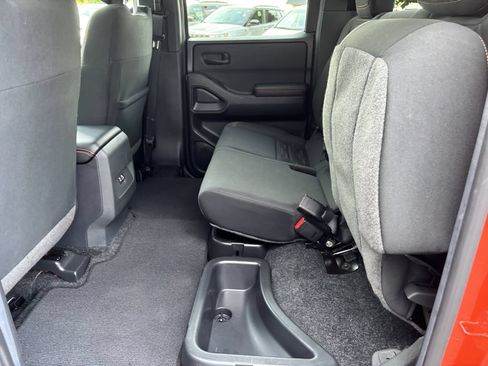 Used 2026 Nissan Frontier PRO-4X AWD/4WD image 23