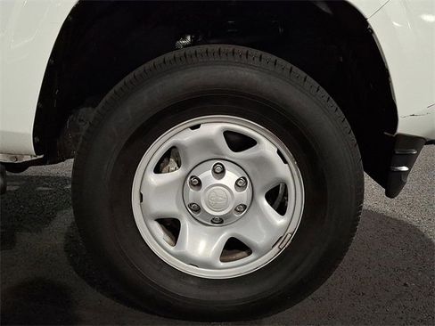 Certified 2023 Toyota Tacoma SR image 12