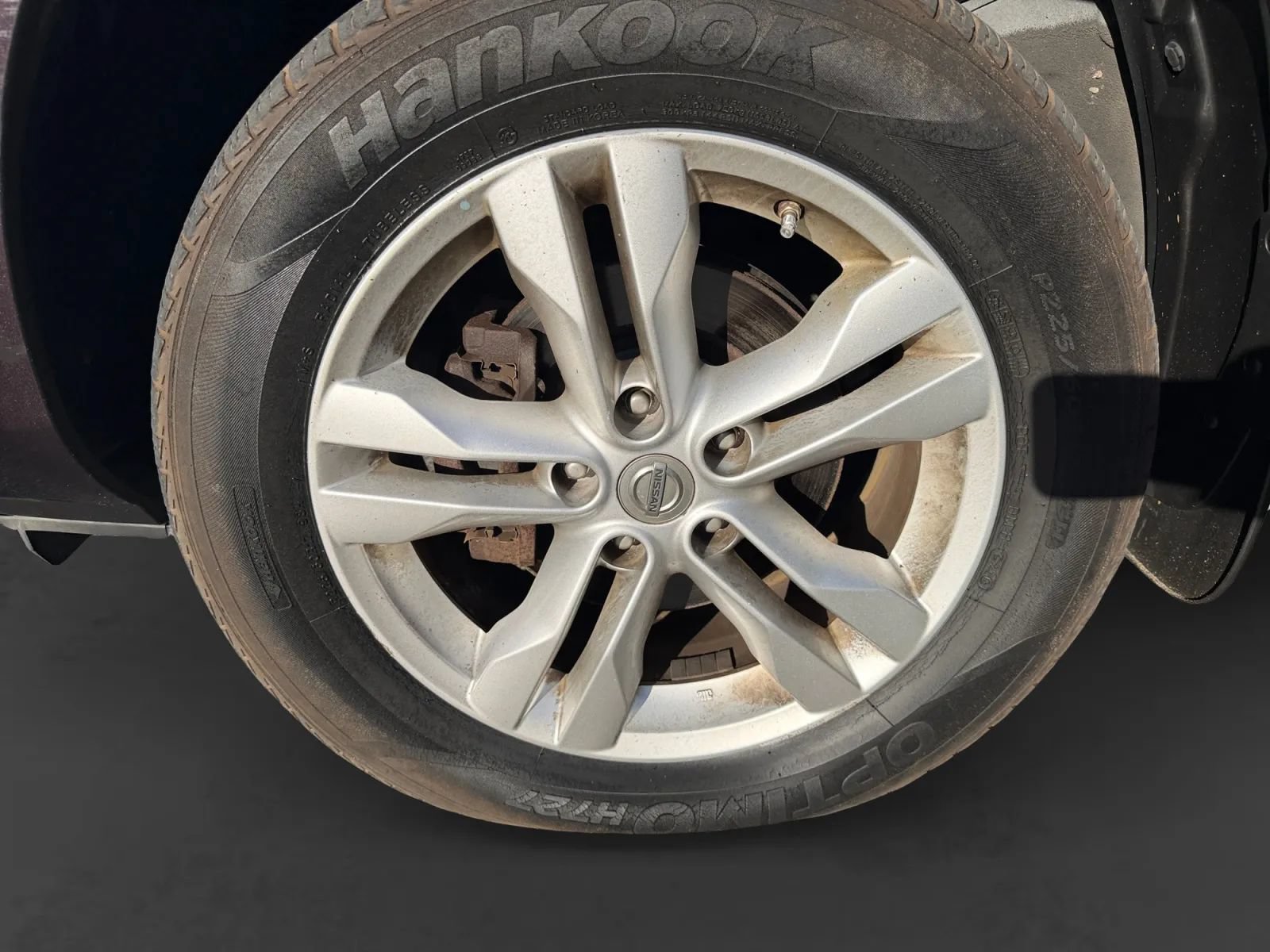 Used 2013 Nissan Rogue SV w/ Premium Pkg AWD/4WD image 9