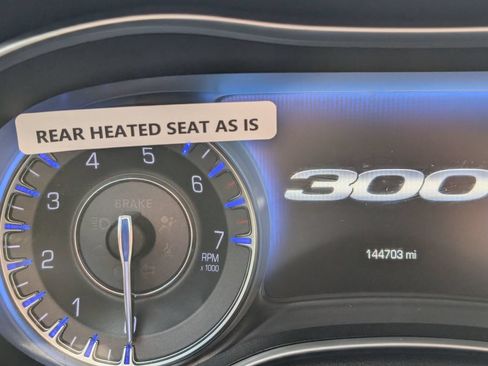 Used 2019 Chrysler 300 Limited AWD/4WD image 20