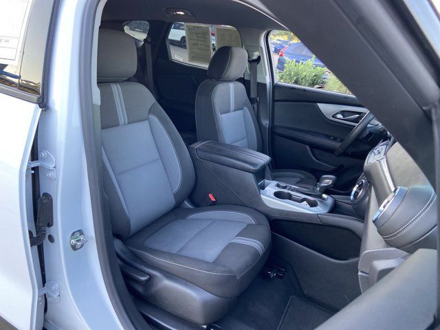 Used 2025 Chevrolet Blazer LT FWD image 20