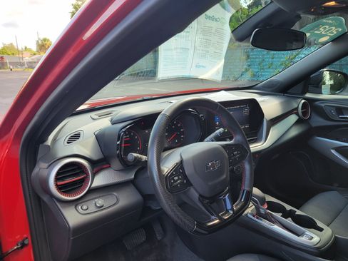 Certified 2026 Chevrolet Trax RS w/ Driver Confidence Package FWD image 25